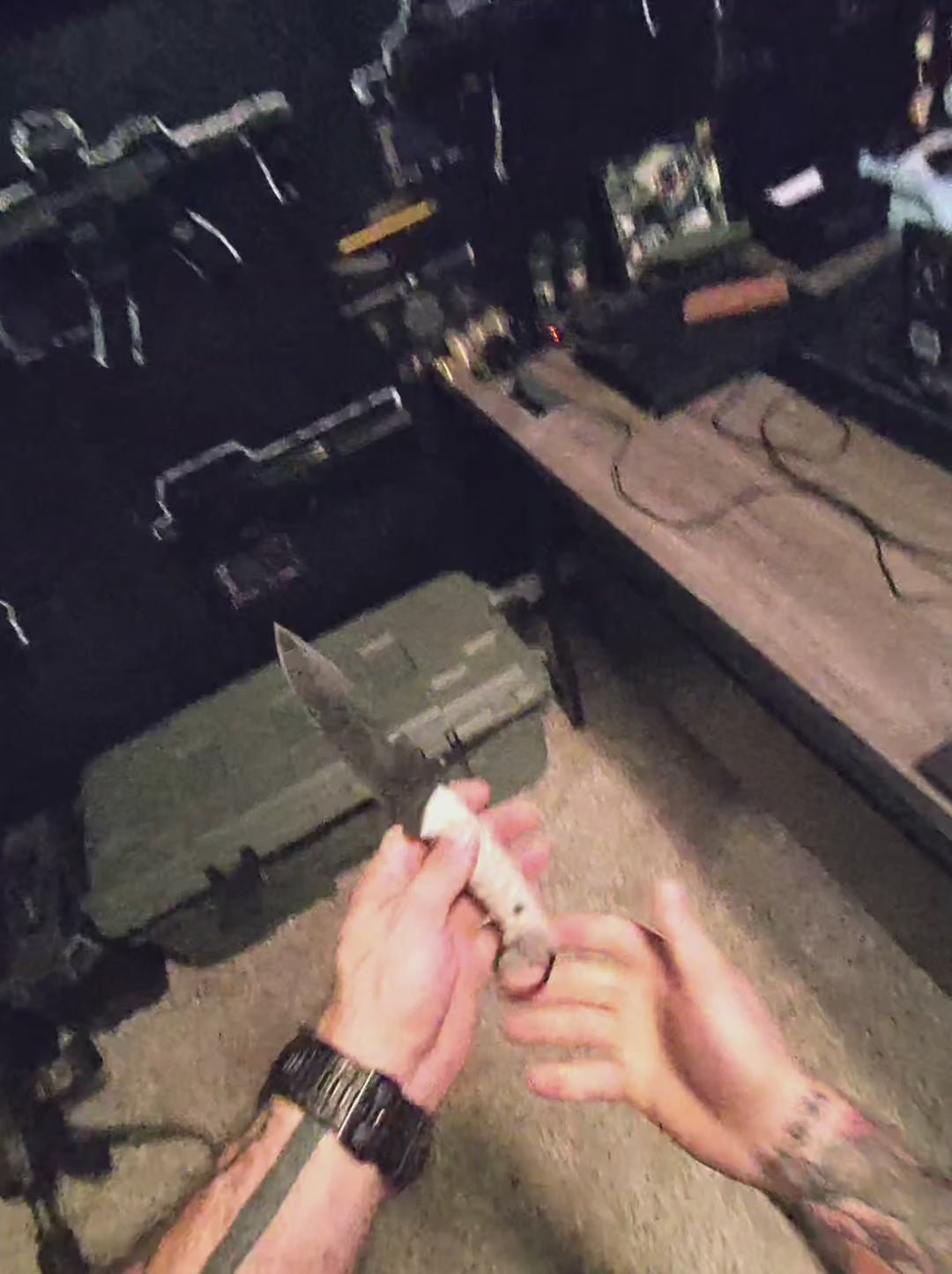 CUSTOM KNIFE SCALES